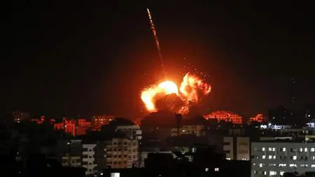 Biroul şefului Hamas din Gaza, bombardat de forţele israeliene