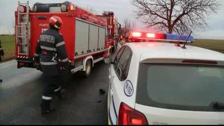 Accident feroviar în Timiş: un bărbat şi o fată de 14 ani au fost răniţi