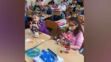 Filmare şocantă într-o şcoală din Bucureşti. Elevi de clasa ZERO, umiliţi de educatoare lor. Reacţia şocantă a directorului şcolii