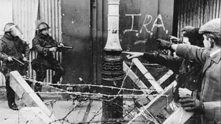 Un militar britanic a fost inculpat pentru că a ucis 13 civili, în 1972, în Duminica însângerată