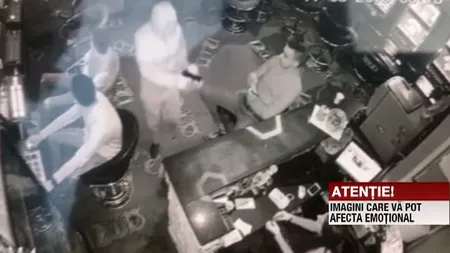 Jaf armat la o sală de jocuri de noroc din Piteşti. Doi hoţi au ameninţat personalul şi au fugit cu 40.000 de lei