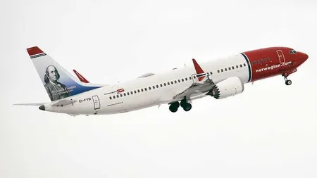 Un Boeing 737 Max a fost întors dramatic din drum, deasupra României. Avionul venea de la Stockholm FOTO