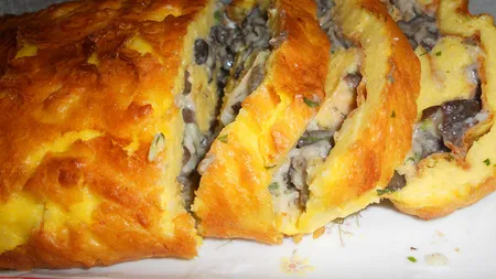 REŢETE APERITIV: Rulada cu ciuperci