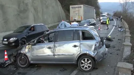 Şofer beat, la un pas să-şi ucidă copiii într-un accident