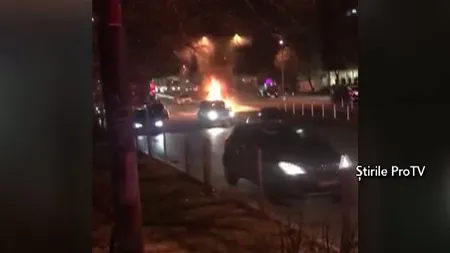 Maşină în flăcări pe Bulevardul Nicolae Titulescu din Capitală