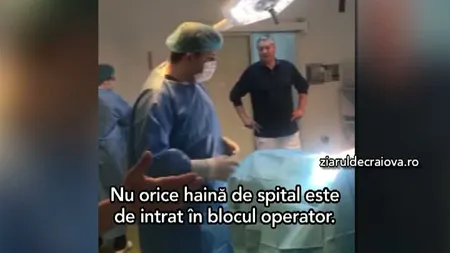 Scandal între medici cu pacientul pe masa de operaţie: Dă telefon la poliţie! Spune că un intrus a intrat în civil în sala de operaţie!