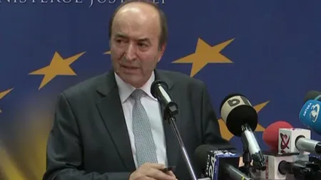 Tudorel Toader, atac la adresa jurnaliştilor care au pus întrebări despre problemele din justiţie. Avertismentul ministrului