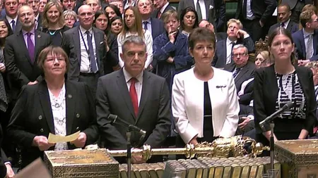 Camera Comunelor aprobă cu 441 de voturi la 105 caledarul Brexitului stabilit de UE. Theresa May va demisiona  UPDATE