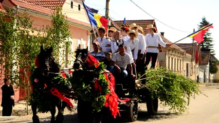 Armindeni sau Ziua Beţivului se sărbătoreşte pe 1 Mai. De ce trebuie să pui pelin pe masă în această zi