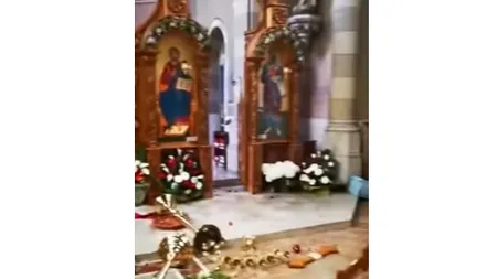 Doi români au fost reţinuţi după ce au devastat o biserică din Italia de Paşte