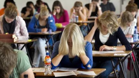 Eleve arestate pentru că ar fi plănuit uciderea a zece colegi de şcoală