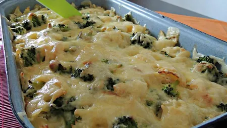 REŢETA ZILEI: Farfalle cu broccoli la cuptor