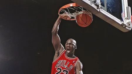 Michael Jordan, votat cel mai bun jucător de baschet din toate timpurile VIDEO
