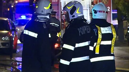Troleibuze din Capitală, blocate din cauza unui incendiu în zona Piaţa Iancului