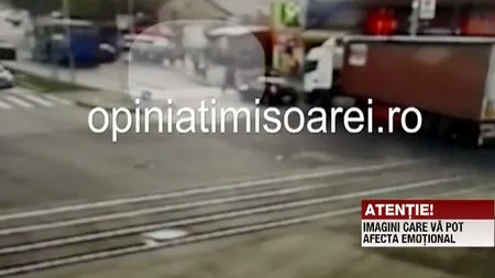 Accident grav la Timişoara. Pietoni loviţi după ce un TIR a lovit din spate o maşină oprită la trecerea de pietoni