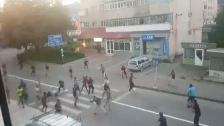 Bătaie cu săbii şi topoare la Clejani. Cinci persoane au fost grav rănite