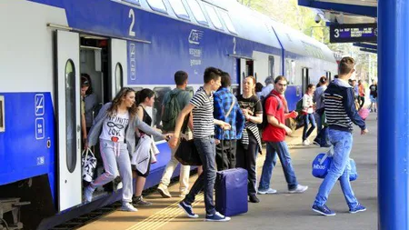Veşti bune pentru elevi. Ministrul Muncii vrea ca elevii să poată circula gratuit cu trenul