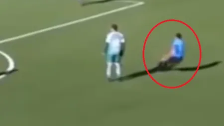 Un arbitru A MURIT în timpul unui meci de fotbal. TRAGEDIE PE STADION