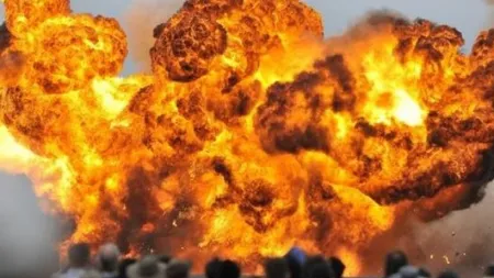 Explozie la fabrica de armament din Băbeni. O persoană a murit, alţi angajaţi ai uzinei sunt răniţi