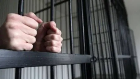 Angajaţii din penitenciare, mitinguri de protest începând de luni. UPDATE: Negocieri la Ministerul Justiţiei