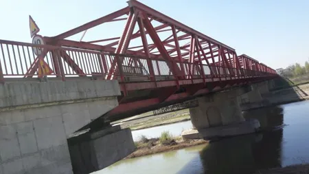 Podul sinucigaşilor. Încă un tânăr s-a spânzurat la Mărăcineni VIDEO