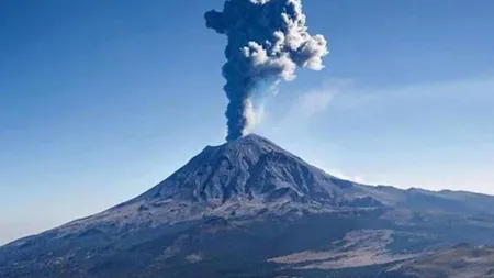 Explozii înregistrate în urma erupţiei unui vulcan puternic. Haos total