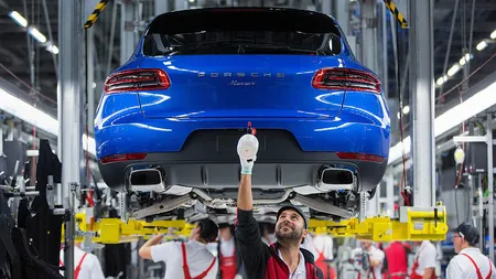 Porsche, amendată cu peste o jumătate de miliard de euro, în scandalul emisiilor. Compania a falsificat pe 11 milioane de maşini