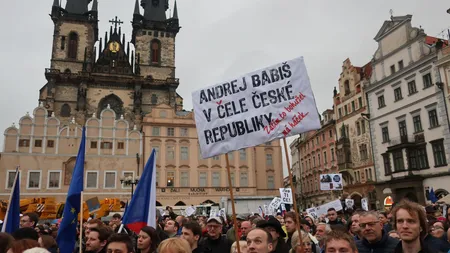 Proteste vehemente în Cehia. Oamenii cer demisia ministrului Justiţiei acuzat de fraudă financiară