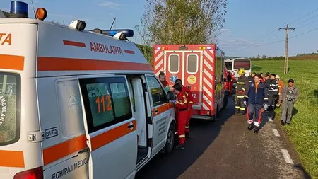 Accident provocat de un şofer beat, în Mureş. A intrat cu maşina într-un autobuz, sunt patru răniţi