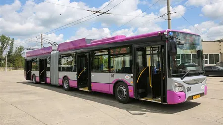 Plata cu ajutorul cardurilor contactless, disponibilă în toate mijloacele de transport public din Cluj-Napoca