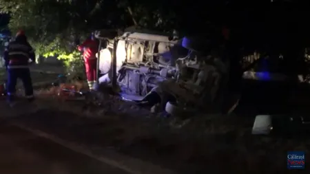 O persoană a murit, alte patru sunt rănite după ce o maşină s-a răsturnat în Călăraşi. Şoferul a evitat un câine