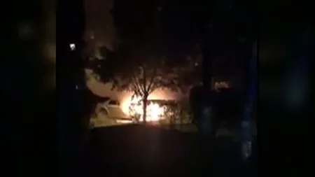 Maşină în flăcări într-un cartier din Cluj-Napoca