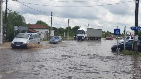 Avertizare COD ROŞU de INUNDAŢII în Timiş. Alerte COD PORTOCALIU şi galben pentru sudul ţării