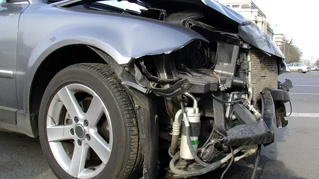 Două accidente în lanţ, cu 10 maşini, produse pe A1, în apropiere de Piteşti