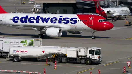 Haos pe aeroportul Amsterdam Schiphol. Avioanele au rămas fără combustibil