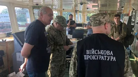 Ucraina a eliberat echipajul rusesc reţinut joi în Marea Neagră, dar petrolierul rămâne blocat în portul Izmail