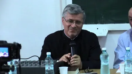 Radio Trinitas, somată public pentru afirmaţiile controversate ale preotului Vasile Răducă despre viol şi musulmani. Reacţia teologului