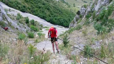 Operaţiune de salvare în Masivul Făgăraş. Patru motociclişti rătăciţi pe munte, găsiţi de salvatori