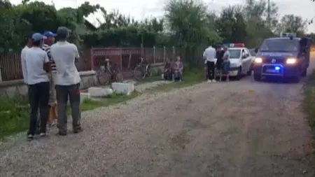 Tânăr de 18 ani, găsit mort în casă