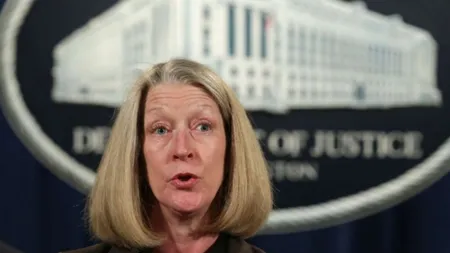 Diplomat american, condamnat la 40 de luni de închisoare. A vândut documente confidenţiale serviciilor