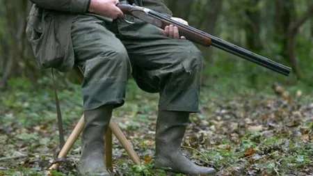 Poliţistul împuşcat la vânătoare în Argeş a murit în spital