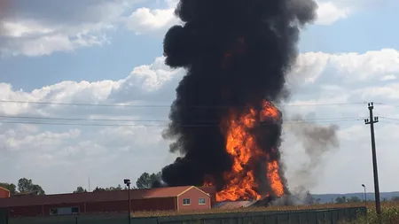 Explozie urmată de incendiu la o societate de preparare lacuri şi vopsele, în Vâlcea. A fost emis mesaj RO-ALERT