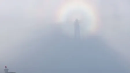 Explicația din spatele imaginilor virale pe Facebook! Fenomen rar în Munţii Ceahlău VIDEO