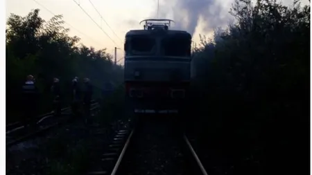 Incendiu la locomotiva unui tren care transporta păcură