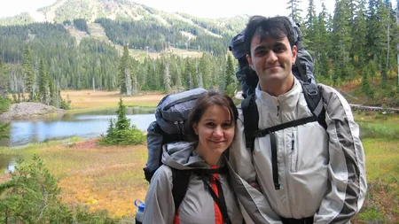 Un iranian condamnat la închisoare pe viaţă a reuşit să fugă în Canada, la familia lui