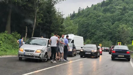 Accident în lanţ cu patru maşini pe Valea Prahovei