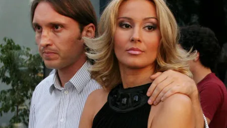 Crina Abrudan, TOPLESS la mare. Cum arată soţia lui Gabi Popescu la 42 de ani FOTO