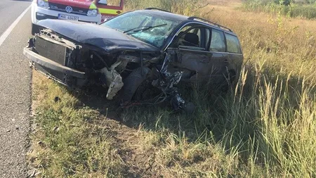 Accident violent surprins de o cameră de bord, lângă Lugoj. Maşinile s-au ciocnit frontal