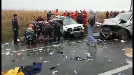 O nouă tragedie pe şosea. Familie distrusă într-un accident în Iaşi. Sunt patru morţi şi doi răniţi