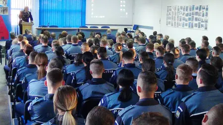 Viitori poliţişti, prinşi cu droguri la Şcoala de Poliţie de la Câmpina